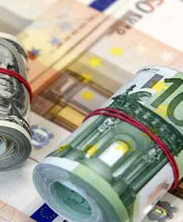 siyaha عائدات السياحة وتحويلات التونسيين بالخارج تستوعب قرابة نصف خدمة الدين الخارجي