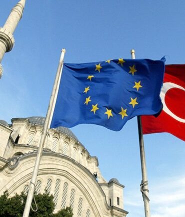 turk "بلومبرغ": إنضمام تركيا للاتحاد الأوروبي أصبح ممكناً بوجود ترامب