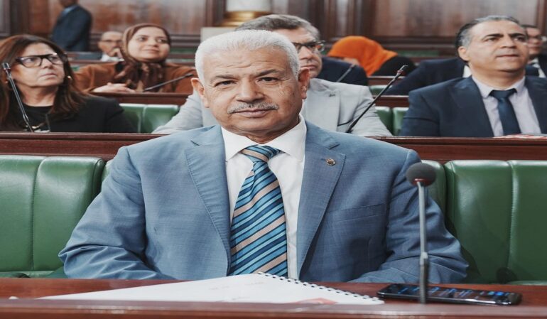 wzir tijara وزارة التجارة لديها برنامج خصوصي بالنسبة للموسم السياحي عامة ولجزيرة جربة على وجه الخصوص