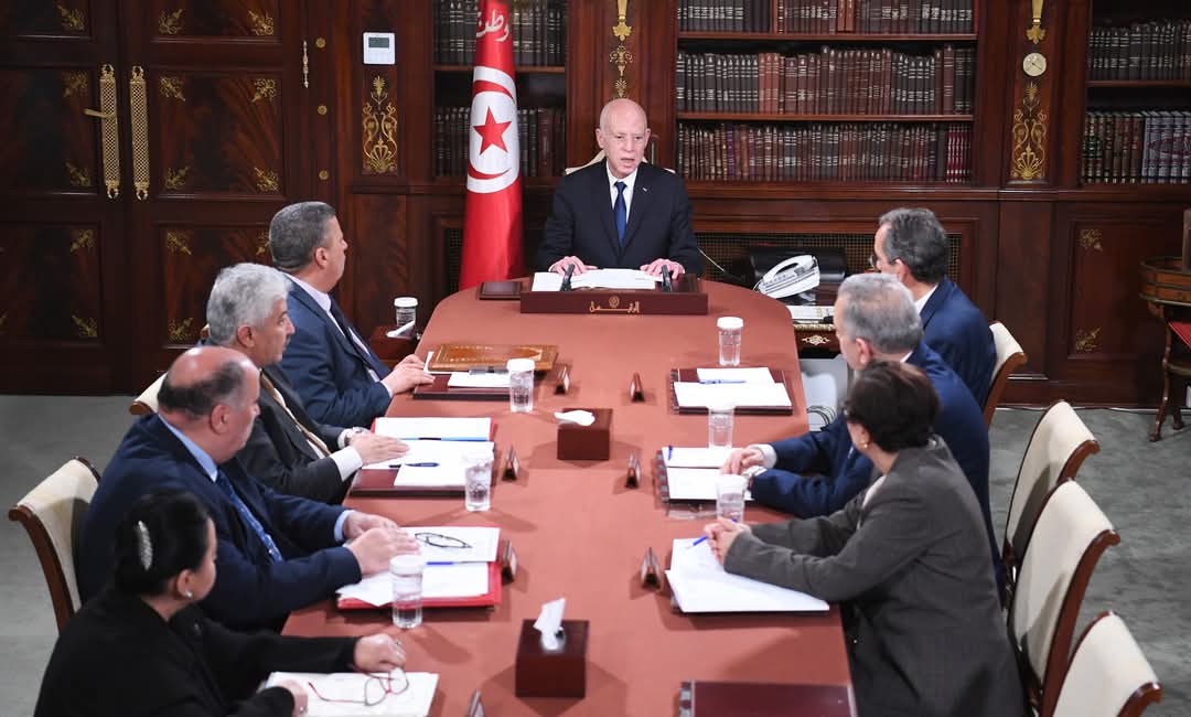 FB IMG 1744873082406 رئيس الدولة: "التلاميذ ذهبوا ضحية الإهمال والفساد وسنتخذ إجراءات عاجلة"