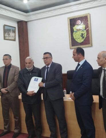 keffff وزير أملاك الدولة يسلم إشعارات مختلفة تتعلّق بتوظيف الرصيد العقاري الدولي وتسوية بعض الوضعيات السكنية