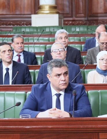 khaled جلسة عامة لتوجيه أسئلة شفاهية لوزير الداخلية، وأخرى للحوار مع الحكومة