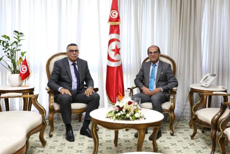 machari3 1 جلسة عمل مشتركة بين وزيري التجهيز وأملاك الدّولة حول التسريع في إنجاز المشاريع العمومية