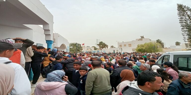 sidi bouzid سيدي بوزيد: سقوط جدار بمعهد المزونة يخلف وفايات وجرحى في صفوف التلاميذ