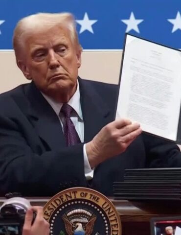 trump 3 10 محطات أساسية في أول 100 يوم من رئاسة ترامب