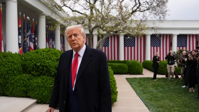 trump ترامب: آمل ألا يؤثر الهجوم الإسـ.رائيـ.لي على قطر في مفاوضات صفقة التبادل