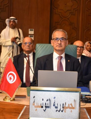 tunis 1 كاتب الدولة يشارك في اجتماعات الدورة 163 لمجلس جامعة الدول العربية
