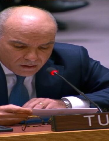 تونس تونس تدين العدوان على الشعب الفلسطيني وتعتبره سعيا لنسف التسوية وتفجير الأوضاع