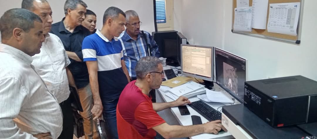 FB IMG 1748293227396 انطلاق خدمة طب الأشعة عن بعد بين مستشفى ڨبلي ومستشفى المنستير