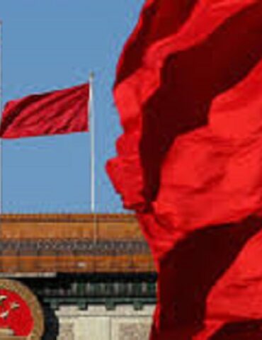 chinaaaaa الصين تتهم ترامب بـ"صب الزيت على النار" بين إسـ.رائيل وإيران