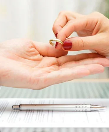 divorce مشروع قانون تنظيم مهنة عدول الإشهاد .. إجراء تنقيحات تتعلق بالطلاق بالتراضي