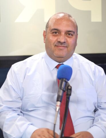diwena إلياس بلخير: تطبيقات الكترونية لتقليص فترة انتظار التونسيين العائدين إلى أرض الوطن