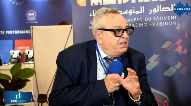 تحكيم تأكيد على أهمية التحكيم في دفع الاستثمار