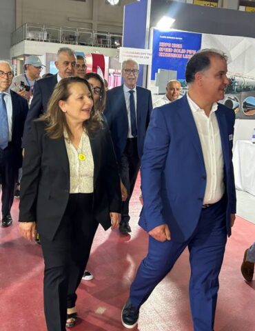 idustrie3 بمشاركة 200 عارض.. افتتاح الصالونين الدوليين للبلاستيك وللتغليف والطباعة