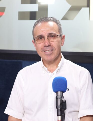 karim كريم بن كحلة: "لا وجود لمنظومة تعليمية .. ونظام أمد جريمة في حق الشباب التونسي"
