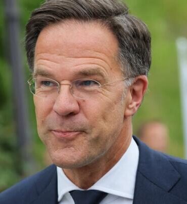 rutte الناتو يتجه لرفع الإنفاق العسكري وزيادة دعمه لأوكرانيا