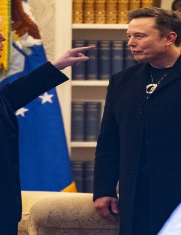 trump من الصداقة إلى العداوة.. قصة الخلاف بين ماسك وترامب!