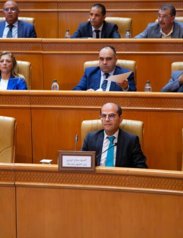 تجهيز وزير التجهيز: الوزارة ستنفذ أول عملية نموذجية لتفعيل قانون البنايات المتداعية للسقوط قبل موفى 2025