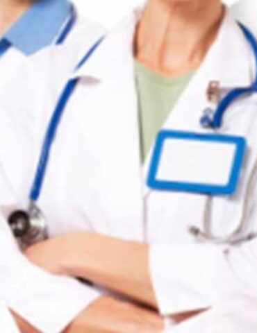 1751916450672 الإعلان عن الترفيع في عدد طلبة كليات الطب بـ30 بالمائة