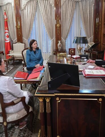 FB IMG 1753945030987 قيس سعيّد: "تونس تزخر بالخيرات ولن تكون رهينة للوبيات"
