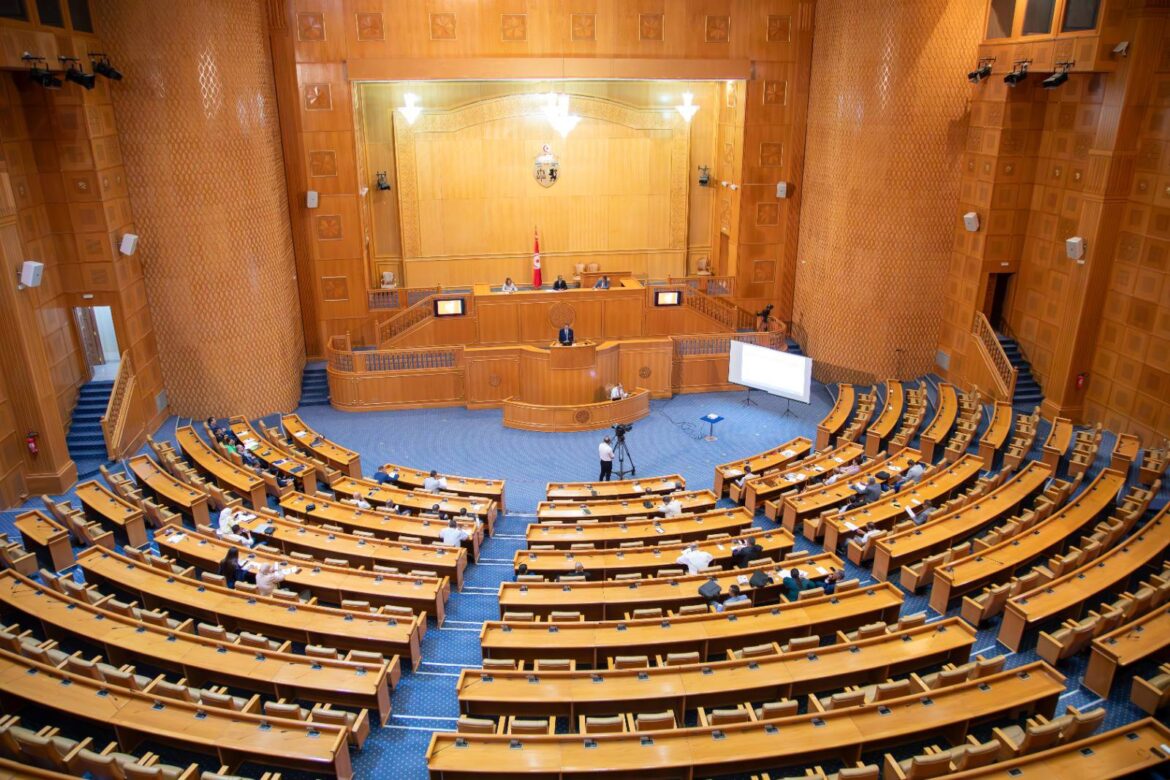 MAJLES مجلس الجهات والأقاليم: ذكرى إعلان الجمهورية نستذكر فيها بإجلال وإكبار تضحيات الأجيال المتعاقبة