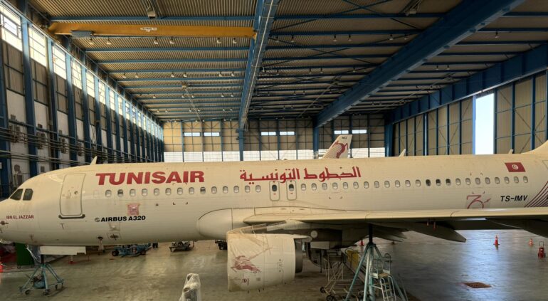 tunisair وزارة الشؤون الاجتماعية: إلغاء إضراب الخطوط التونسية الفنية