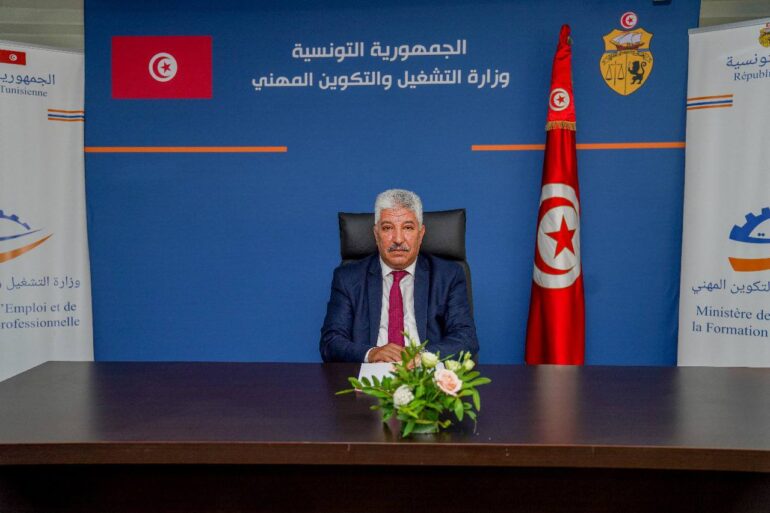 تشغيللل فتح المنصة الخاصة بالتسجيل في خط تمويل بقيمة 5 ملايين دينار لفائدة الأشخاص ذوي الإعاقة