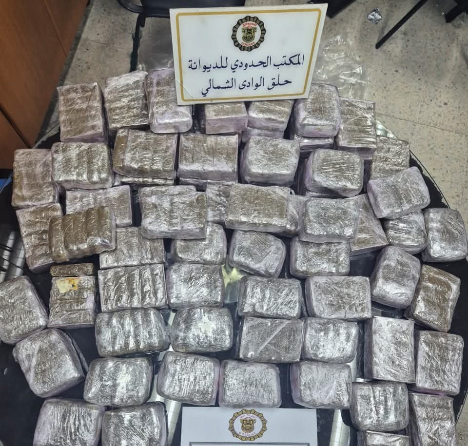 FB IMG 1754997878770 إحباط تهريب 36 كلغ من "الزطلة" في حلق الوادي