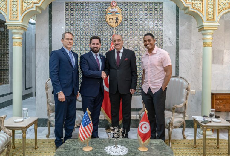 usa النفطي يؤكد موقف تونس المبدئي من القضية الفلسطينية وضرورة تسهيل وصول المساعدات