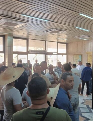 gafsa إضراب عمال شركة فسفاط قفصة: مطالب ملحة وتوقف جزئي في الإنتاج
