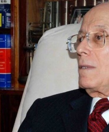 أحمد ونيس أحمد ونيس.. كنت أتوقع رد فعل أقوى من قمة الدوحة