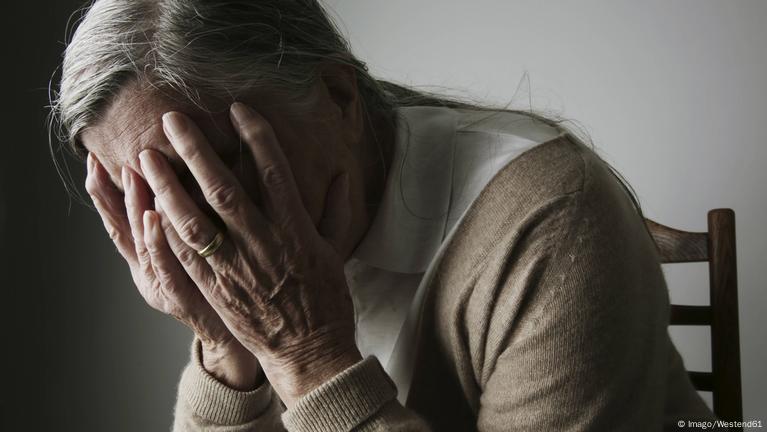 الزهايمر أكثر من 100 ألف شخص يعانون من الزهايمر بشكل مباشر في تونس