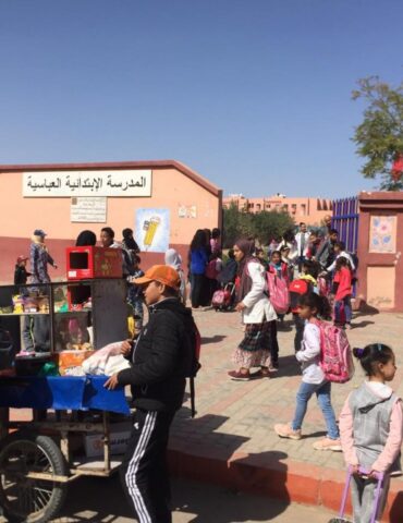 مدرسة قفصة.. حجز عصير ومرقاز “فاسدة”قرب إحدى المؤسسات التربوية