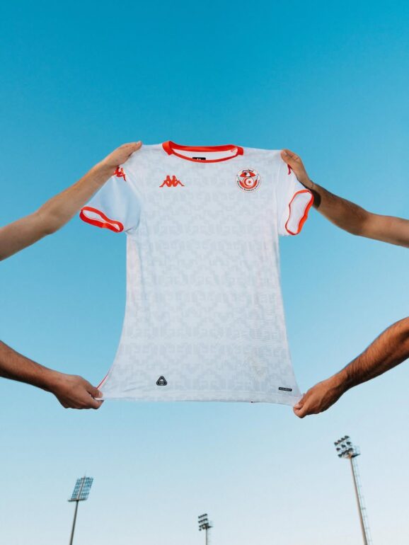 566211829 855764843513275 8209098202195356055 n La FTF dévoile les maillots de la sélection nationale