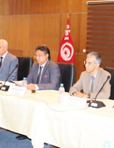 FB IMG 1760197004024 زيت الزيتون والتمور.. وزير التجارة يدعو الى استكشاف أسواق جديدة