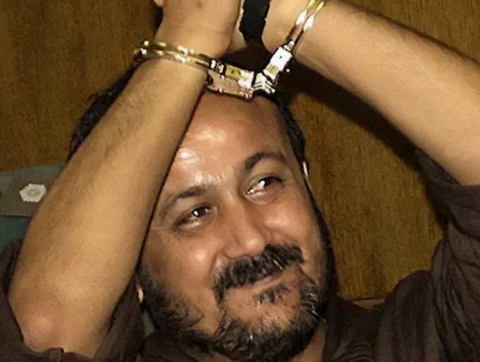 ba مصادر إسرائيلية: الصفقة لن تشمل البرغوثي وجثماني يحيى ومحمد السنوار