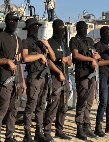 gaza 2 مواقع فلسطينية: المقــ.اومة تعدم عملاء في غـ.زة