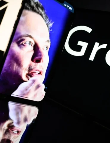 musk إيلون ماسك يطلق موسوعة غروكيبيديا لمنافسة "ويكيبيديا"