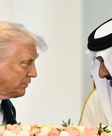 q أمير قطر يناقش مع ترامب خطة إنهاء حرب غزة