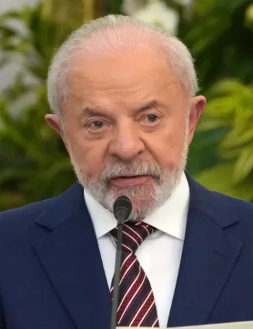 silva رئيس البرازيل يعلن الترشح لولاية رابعة
