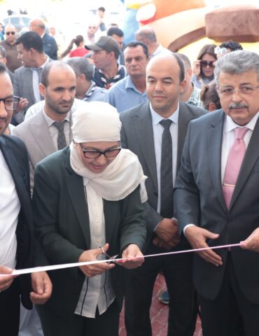 أسرة وزيرة الأسرة تفتتح الدورة 5 لصالون الأم والطفل تحت شعار "الأسرة مدرسة قيم"