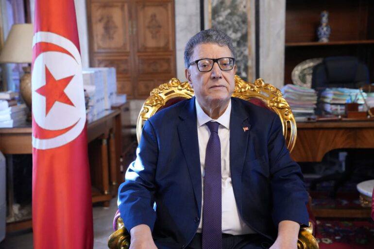 بودؤبالة بودربالة يستقبل وفدا من ممثلي أصحاب الشهائد العليا المدرجين ضمن برنامج الخدمة المدنية التطوعية