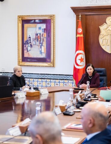 حكومة مجلس وزاري ينظر في الإصلاحات المالية الهيكلية "لتحقيق العدالة الاجتماعية والتنمية العادلة"