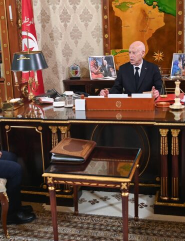 سعيد وزير الشؤون الاج رئيس الجمهورية يدعو إلى إصلاح تشريعي يعيد التوازن للصناديق الاجتماعية