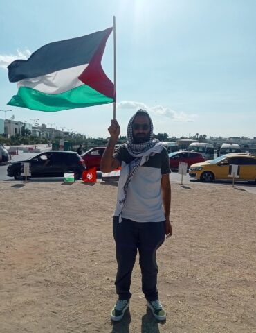 علي كنيس وصول علي كنيس إلى تونس
