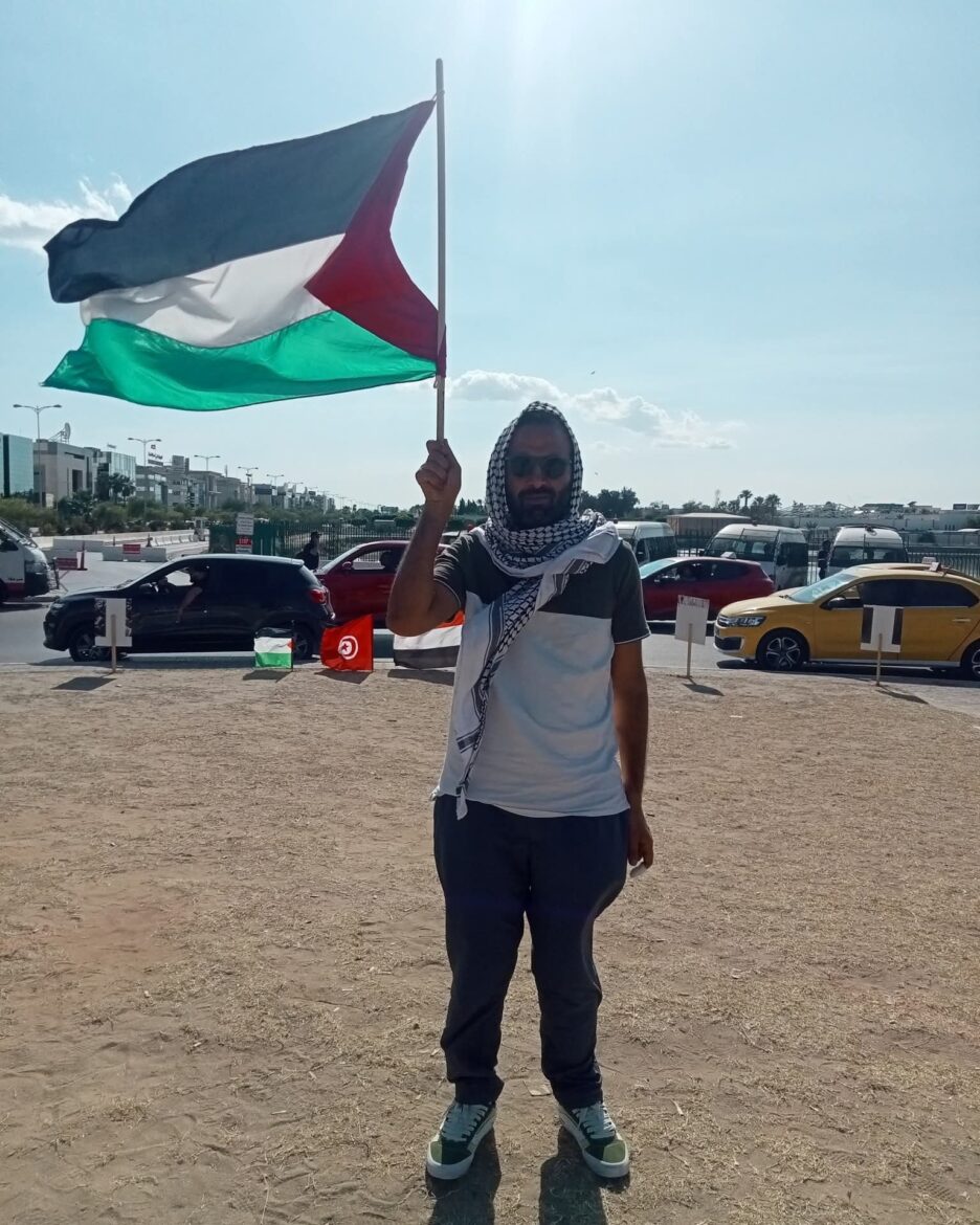 علي كنيس وصول علي كنيس إلى تونس