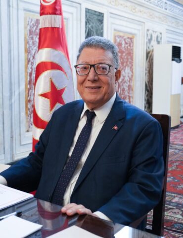 مكتب مكتب البرلمان يحيل 65 سؤالا كتابيا إلى عدد من أعضاء الحكومة