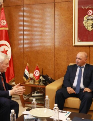 نقل تباحث آفاق التعاون بين تونس والعراق في مجال النقل