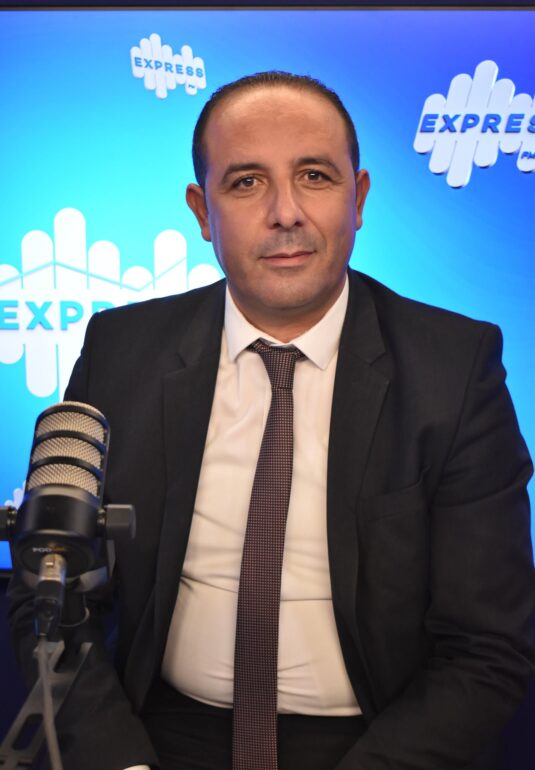walid ben abdallah وليد بن عبد الله: "الليزينغ" حل مالي مرن لاقتناء سيارة في أسرع الآجال