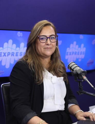 ايناس زبيبة إيناس زبيبة: "50 مليون دينار لإحياء المراكز العمرانية القديمة في 10 بلديات تونسية"